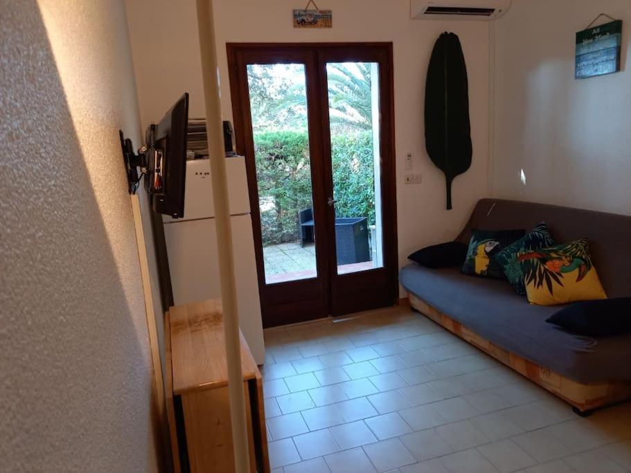 Location Dans Residence Calme, Proche Mer Кавалер-сюр-Мер Экстерьер фото